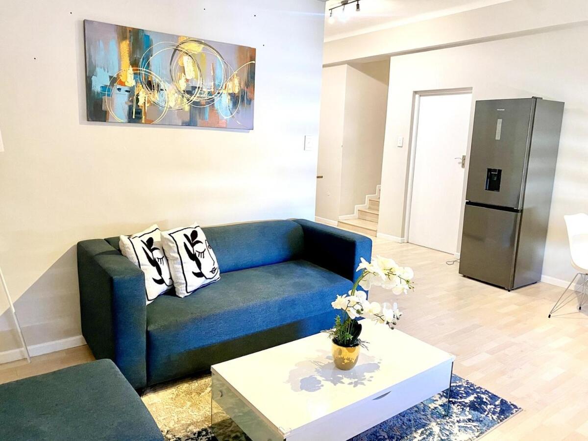 One Bed At The Piazza On Church Apartment